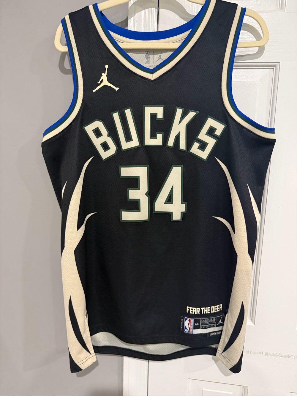 Giannis Antetokounmpo Milwaukee Bucks #34 NBA Jersey - Black/White/Green Trim